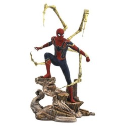 IRON SPIDER-MAN 23CM...