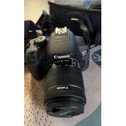 CANON EOS 700D + BORSA TRACOLLA PER TRASPORTO - FOTOCAMERA REFLEX USATA COME NUOVA